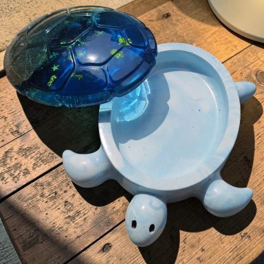 mixed media resin and eco resin casting powder turtle ocean themed trinket tray mixed media resin and eco resin casting powder turtle ocean themed trinket tray